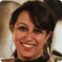 Fatima Azzhra El BOUKHARI, journaliste à Chaîne Inter : « il y a des épines sur la rose, mais dites il y a une rose »