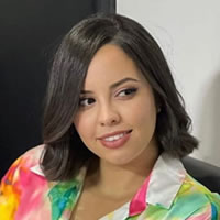 Ibtihal Bassir, journaliste dans un magazine d’actualité : « l’échec n’est qu’un début d’une belle aventure qui va illuminer votre vie et votre parcours »