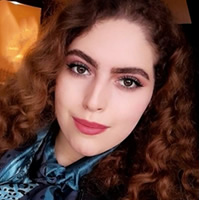 Imane LAKHOUIDMI, juriste d’affaires et formatrice en communication : « Restez fortes et n’abandonnez surtout pas »