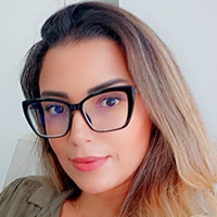 Kenza RAHALI, cadre en management des ressources humaines : « Le meilleur est à venir, gardons patience, force et espoir mes dames ! »