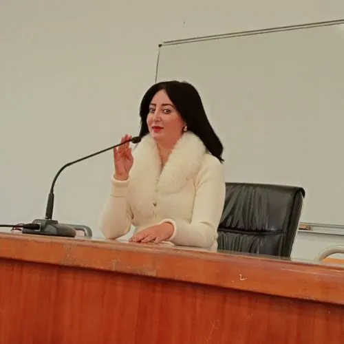 Maha El Fallah : Parcours d’une femme qui éclaire les causes oubliées