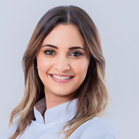 Meryem TNIGUER, créatrice de délices sucrés — une reconversion audacieuse née d’une épreuve