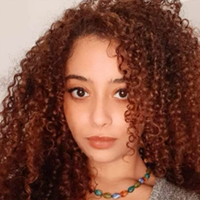 Mouna MAZZAR, stagiaire en marketing digital : « Faites-le et faites-vous confiance. »