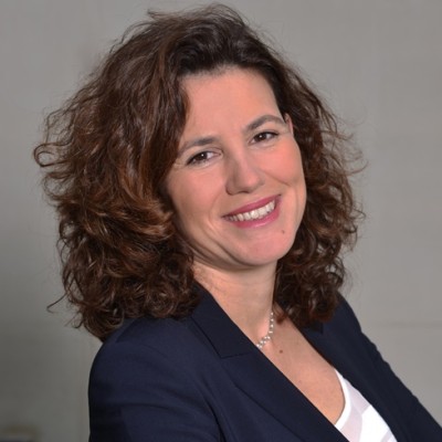 Nadia FILALI, directrice innovation chez Caisse des Dépôts — pionnière de la blockchain au service de la souveraineté numérique