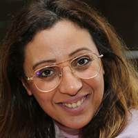 Nora Fouari, journaliste au quotidien Assabah : « Avoir confiance en soi en tant que femme »
