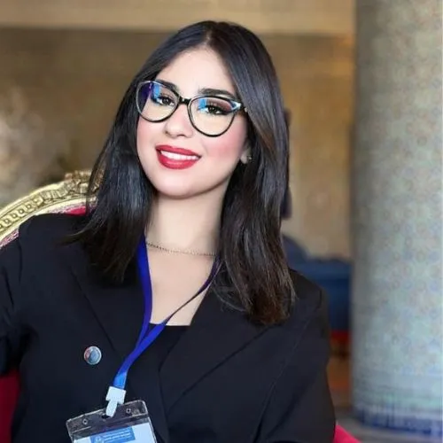 Oumaima Riad : L’ambition juridique au féminin, entre rigueur du droit foncier et révolution digitale