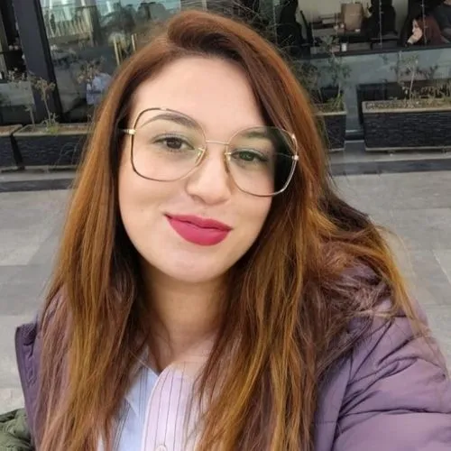 Radia ENNAJI : Une femme engagée pour un enseignement innovant et inclusif