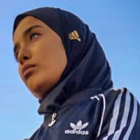 Salwa Bourouihiya, athlète et enseignante d’éducation physique : « Vivez la passion, renforcez vos capacités et ne baissez jamais les bras. »