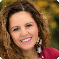 Siham Benchekroun, médecin et écrivaine — pionnière du journalisme médical marocain, poétesse de l'intime