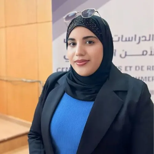 Soumaya Azougagh : Une juriste d'affaires qui façonne l'avenir du droit numérique au Maroc