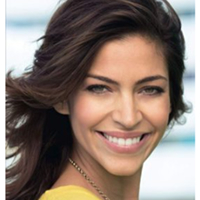 Touriya Haoud, mannequin et actrice — succède à Naomi Campbell pour Telecom Italia Mobile