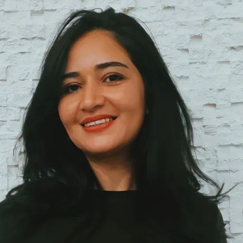 Zineb Khoulaidi : Pour des femmes leaders dans la fintech – où expertise rime avec audace
